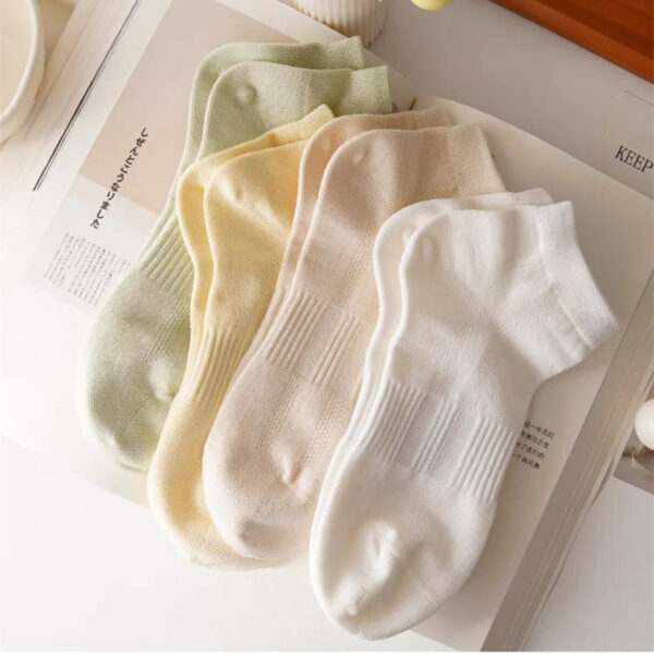 Anti-Bacterial Cotton Boot Socks - Image 4