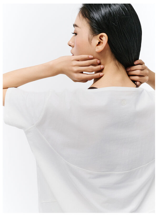 Loose Short Sleeved T-shirt - Image 2